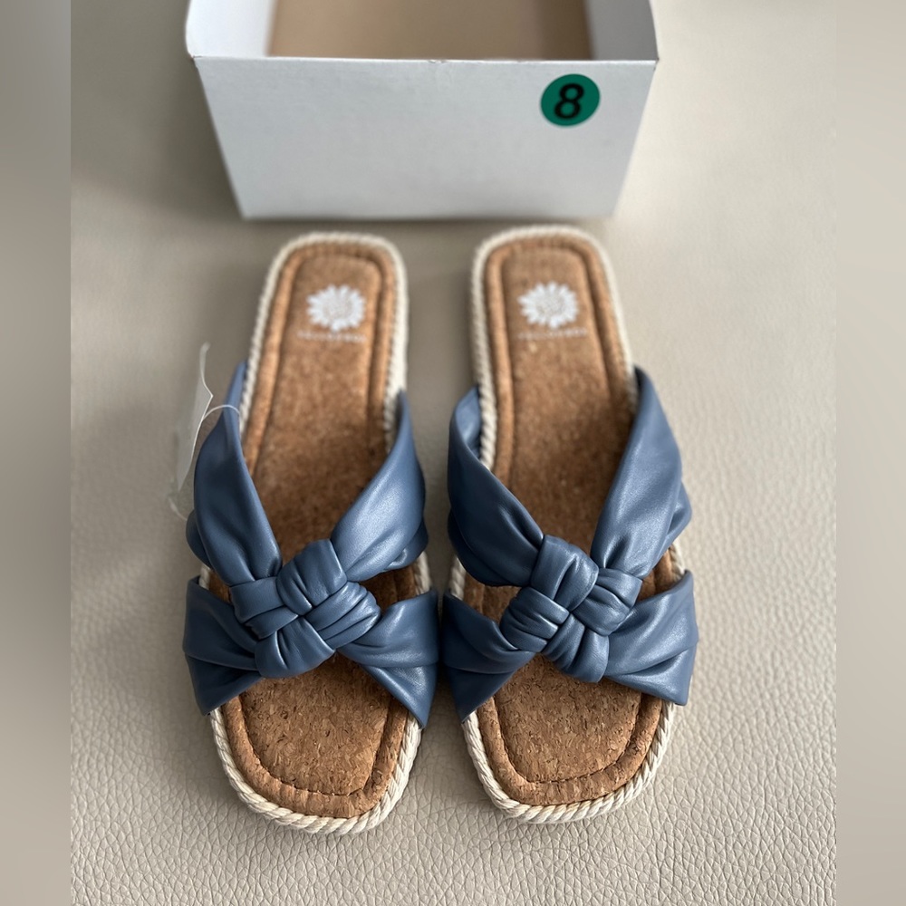NWB - Yellowbox Women’s Butterfly Knotted Sandals - Size 8